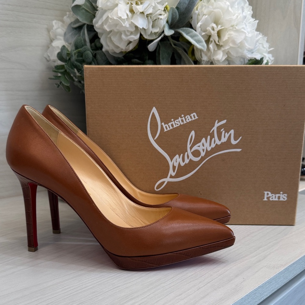 Christian Louboutin Brown Leather Heels (Size 40.5 / US 10.5)